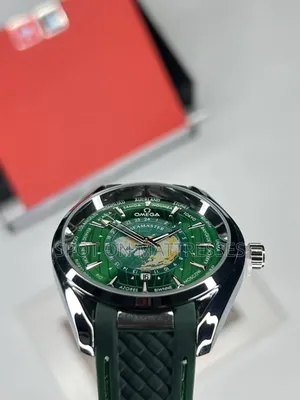 Automatic Omega Speedmaster Unisex Watch.