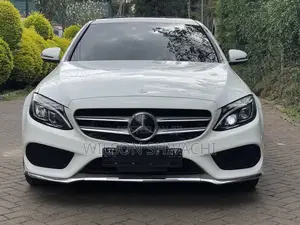 Mercedes-Benz C200 2016 White