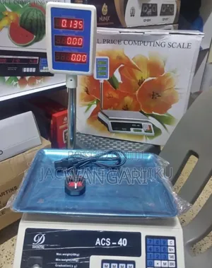 Commercial Weigh Scale With Arm
