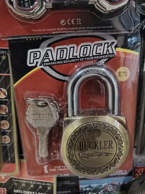 Buckler Padlock Round