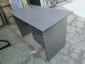 Modern Office Desk With a Drawer