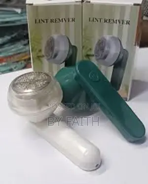 Rechargeable Lint Remover +Extra Blade Cleaning Mini Brush