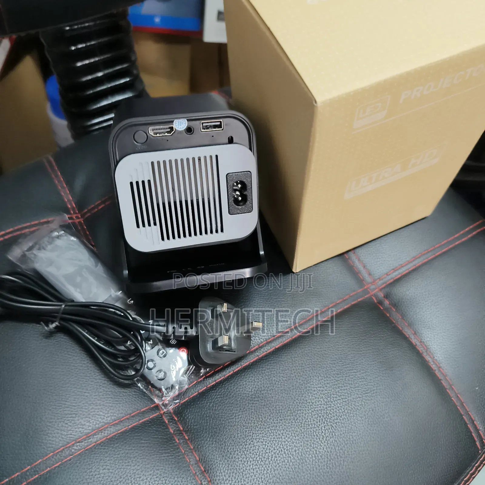 Hy320mini Smart Android Projector Resolution Videos Size 150"