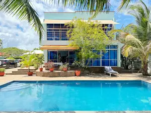 3bdrm Villa in Beach Road, Ukunda for sale