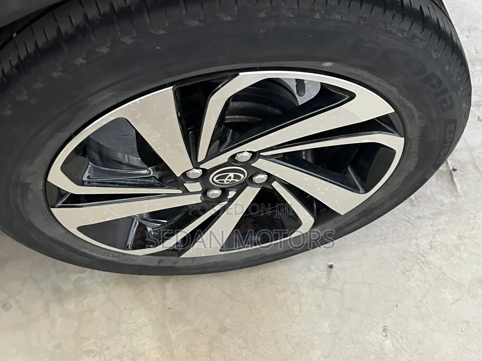Toyota Raize 2019 Off white
