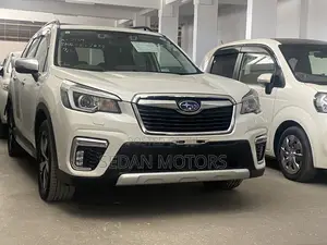 Subaru Forester 2019 Pearl