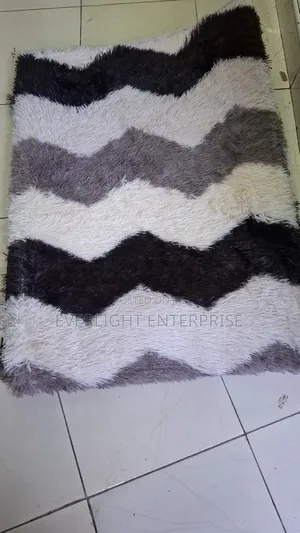 Fluffy Carpet 7x10