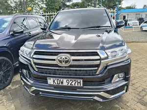 Toyota Land Cruiser 2010 Black