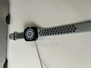 Apple Watch Series 7