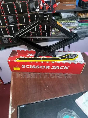 High Quality Car Jack With A Wrench
