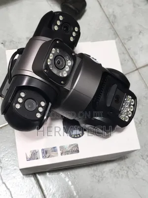Triple Lens CCTV Electric Model High-Speed 4g Sim Card Support
