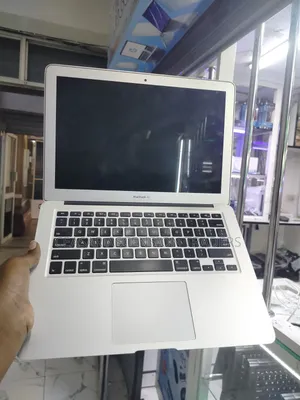 Laptop Apple MacBook Air 2011 4GB Intel Core i5 SSD 128GB