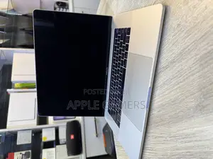Laptop Apple MacBook Pro 2020 16GB Intel Core i5 SSD 512GB