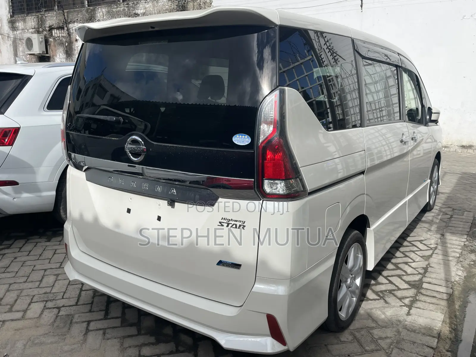 Nissan Serena 2019 White