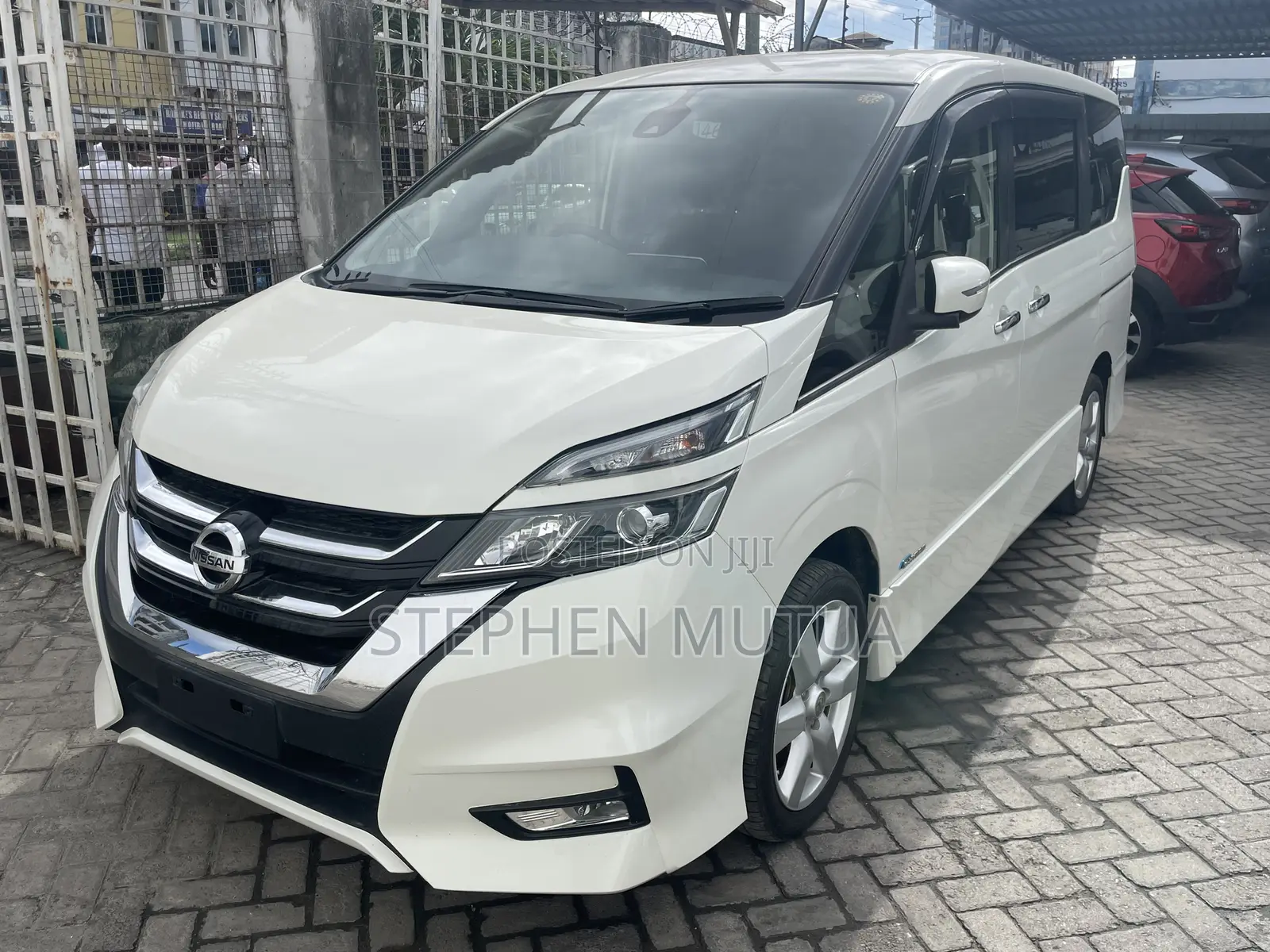 Nissan Serena 2019 White
