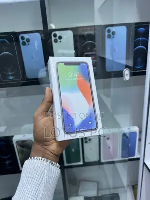New Apple iPhone X 256 GB Silver