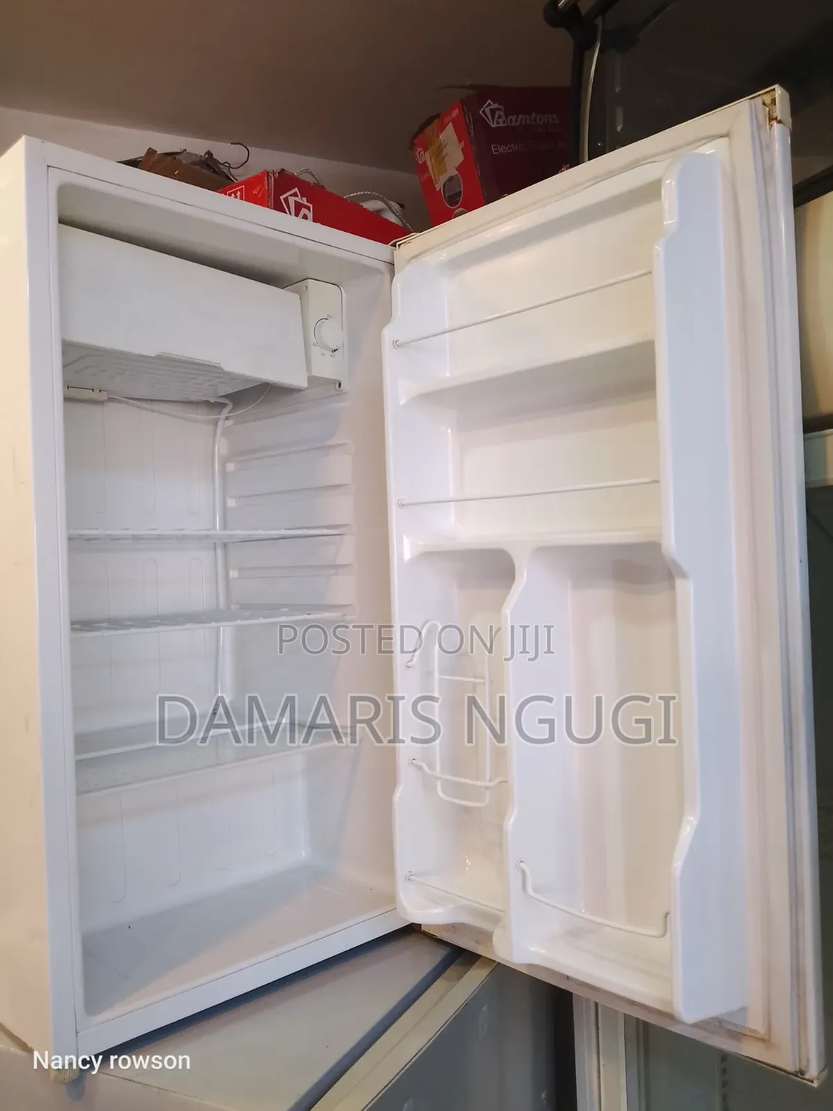Mini Fridge (Ramtons )
