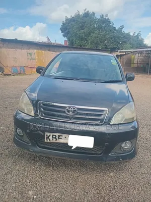 Toyota Ipsum 2005 Black