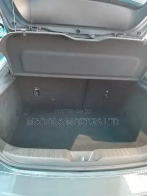 Mazda 3 2019 Silver