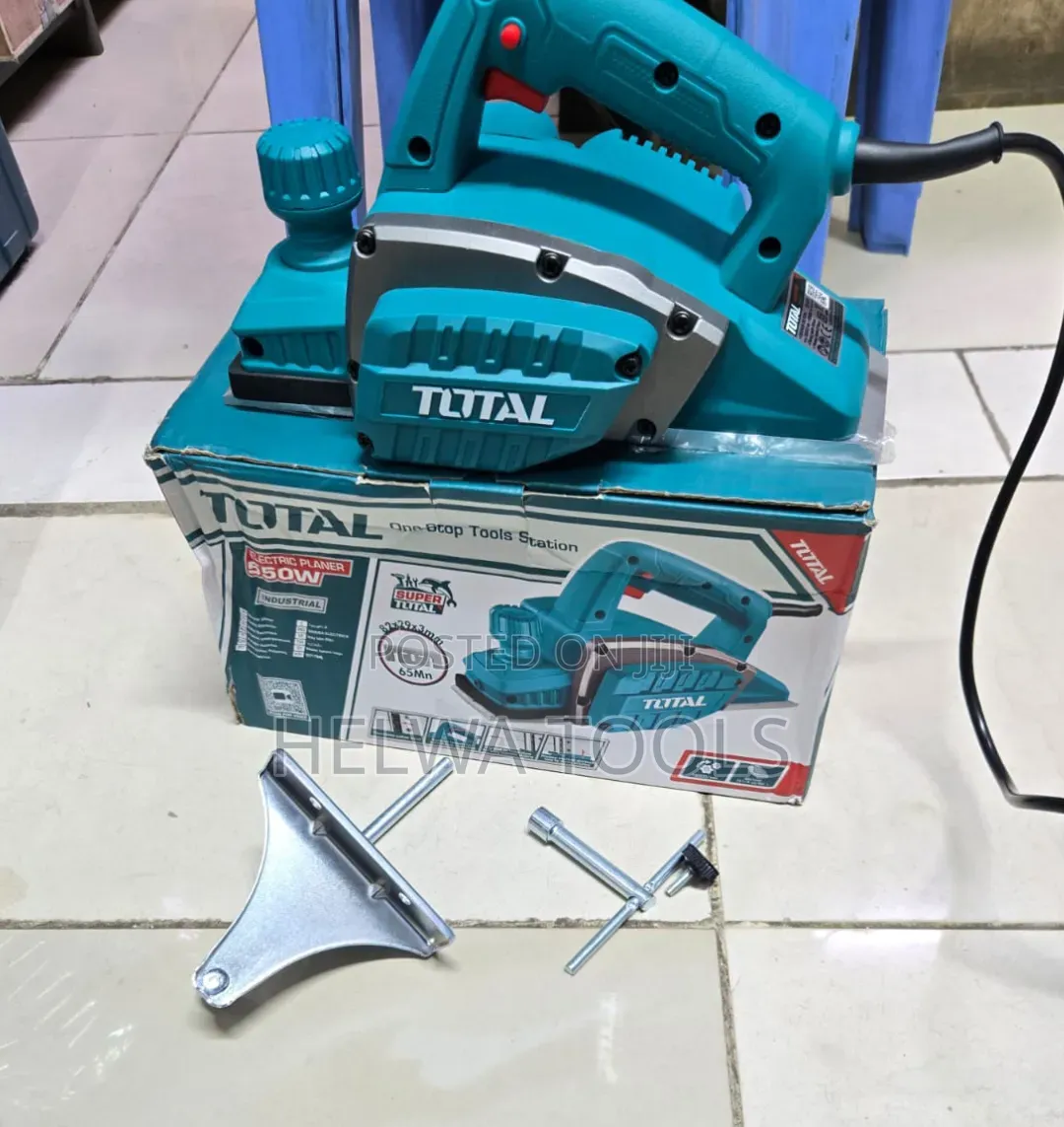 Total 550 Watts Electric Planer