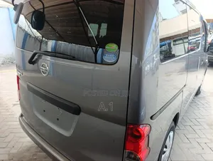 Nissan NV200 2019 Gold