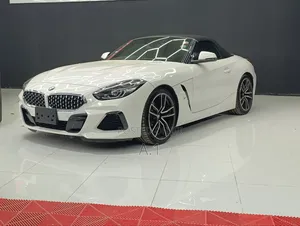 BMW Z4 sDrive30i RWD 2019 White