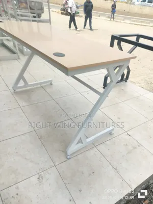 Z_shape Office Metallic Stand