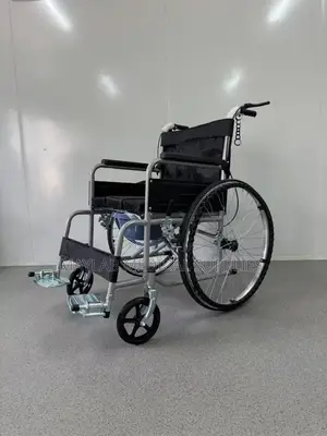 Standard Wheelchair With Commode
