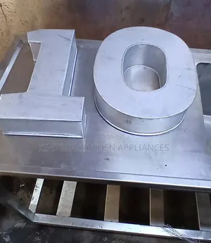 Number Ten Baking Tins