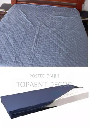 5 by 6 Bed Waterproof Mattress Protector and Mackintosh Mattress Cover