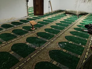 Mihrab Patterned Mosque Carpets Covering the Whole Floor