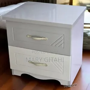 *Solid Wood Bedside Table Nightstand
