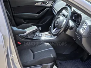 Mazda Axela 2019 Silver