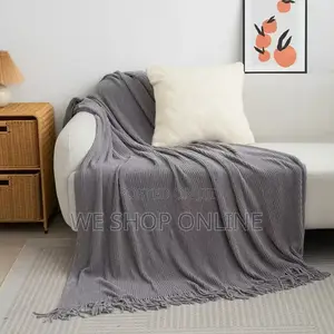 Soft Woven Throw Blankets
Size 130*170cm