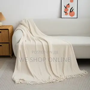 Soft Woven Throw Blankets
Size 130*170cm
