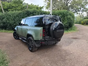 Land Rover Defender X-Dynamic SE 2023 Green