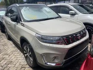 Suzuki Escudo 2023 Beige