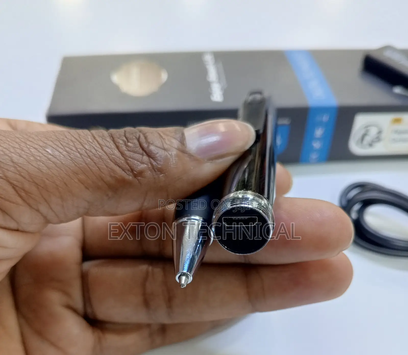 Spy Pen Camera With a Voice Recoder