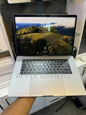 Laptop Apple MacBook Pro 2019 16GB Intel Core i9 SSD 512GB