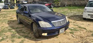 Toyota Crown 2009 Blue