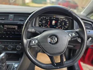 Volkswagen Golf 2018 Red