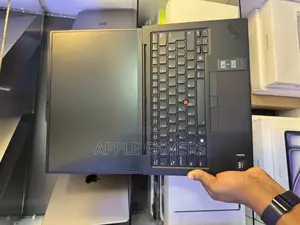Laptop Lenovo ThinkPad X1 Carbon 16GB Intel Core Ultra 7 SSD 512GB