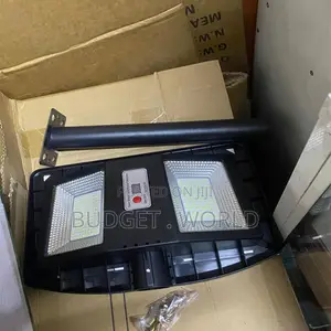 300w Solar Light With Long Battery Backup Fast Charging