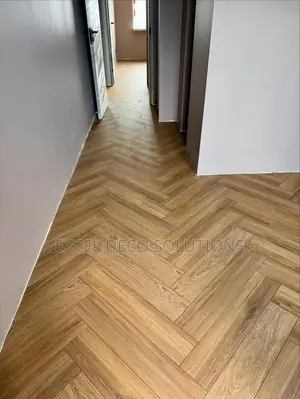 Parquet Style SPC Flooring – Herringbone Design (Waterproof)