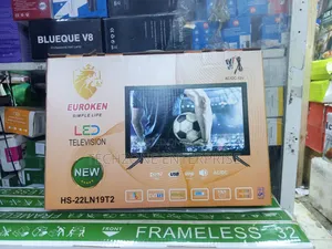 Euroken 22 Inches Flat Tv With Ac/Dc 
