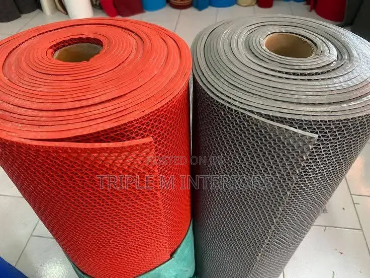 Water-Drain Perforated S Mat