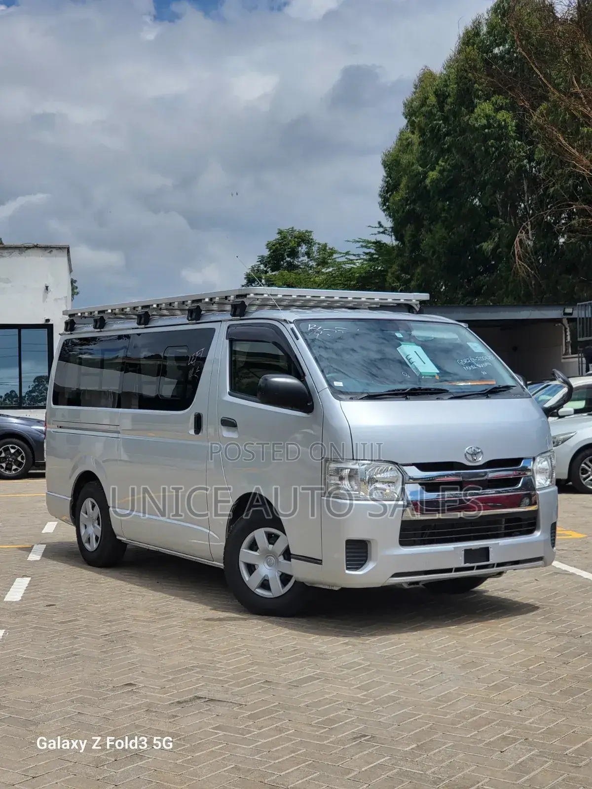 Toyota HiAce 2019 Silver