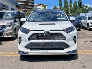 Toyota RAV4 2019 Pearl