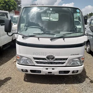 Selling Toyota Dyna Petrol Manual