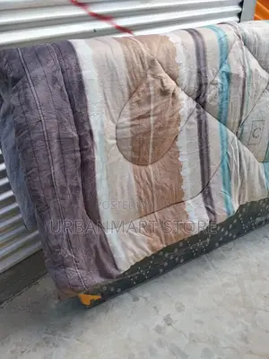 Soft Woolen Duvet 5×6 – Warm Heavy Winter Comfort Blanket